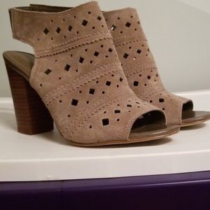 Franco Fortini peep toe sling back size 7.5